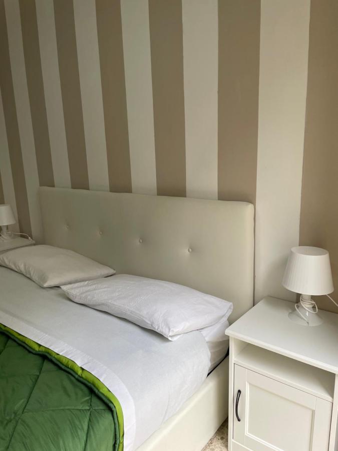 A Cas E Vicenz Bed & Breakfast Napoli Exterior foto